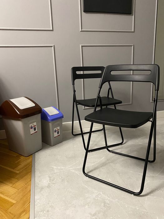 Kosze + krzesła - 4 sztuki