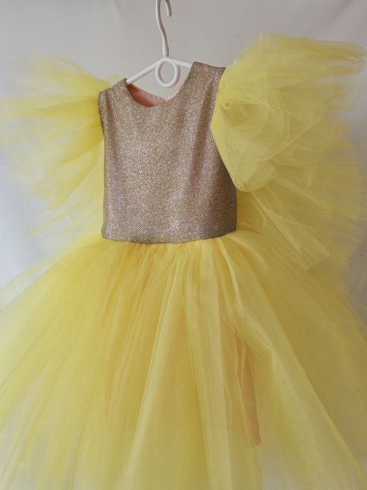 Сукня сонечко жовтого кольору кульбаба одуванчик на свято весни на 5 р