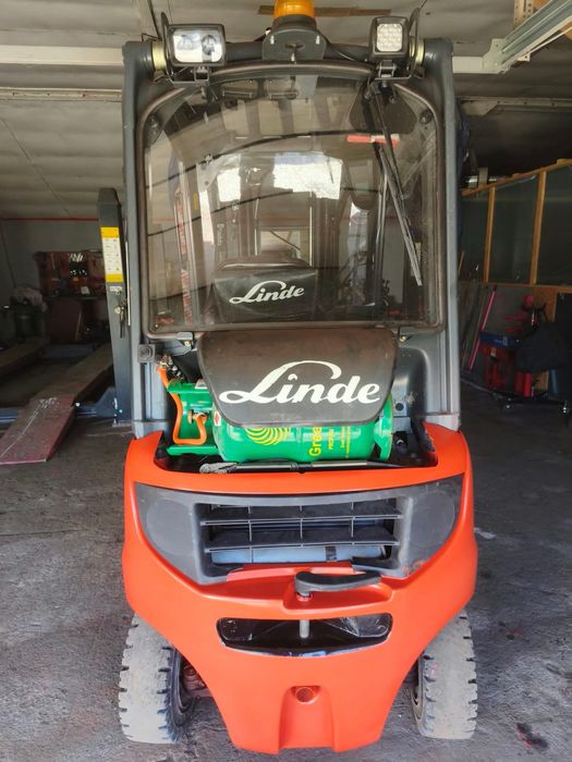 Навантажувач Linde H14evo