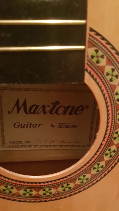 Gitara Maxtone stan dobry.