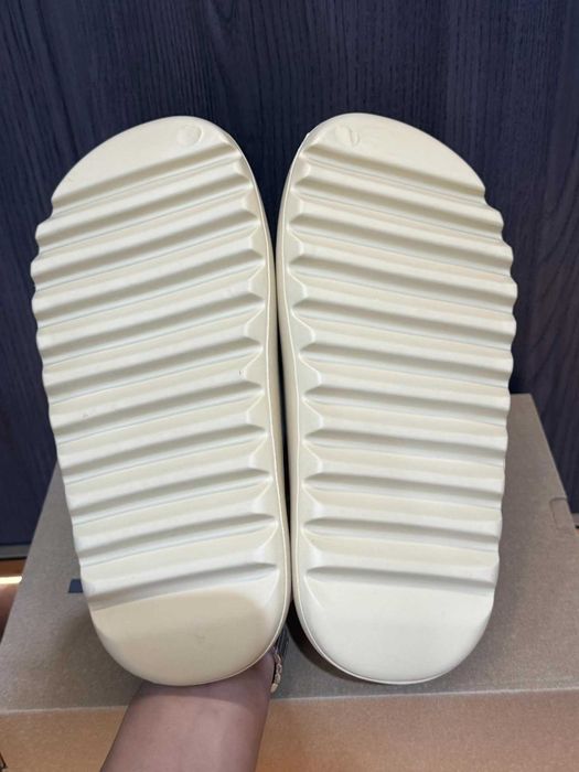 Buty meskie adidas_Yeezy_Slide_Bone  buty sportowe R. 37