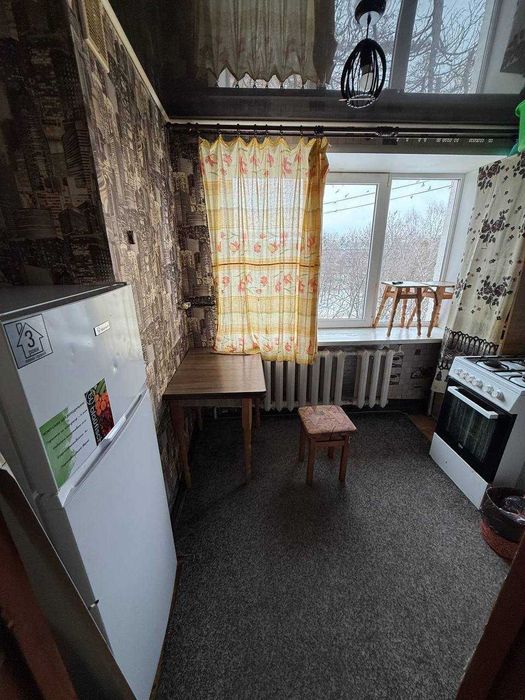 Недорого 1-кімнатна в цегляному будинку вул. Охтирська