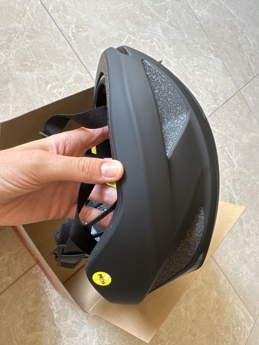 Kask rowerowy S/M 52-56cm Mips
