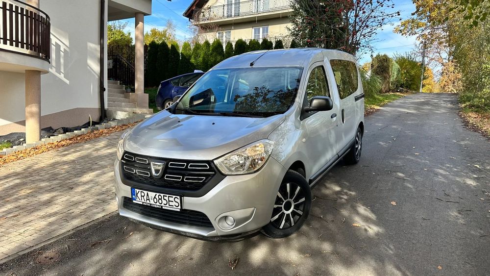Dacia Dokker 1,6 Benzyna Ładna Zadbana Malutki Przebieg!