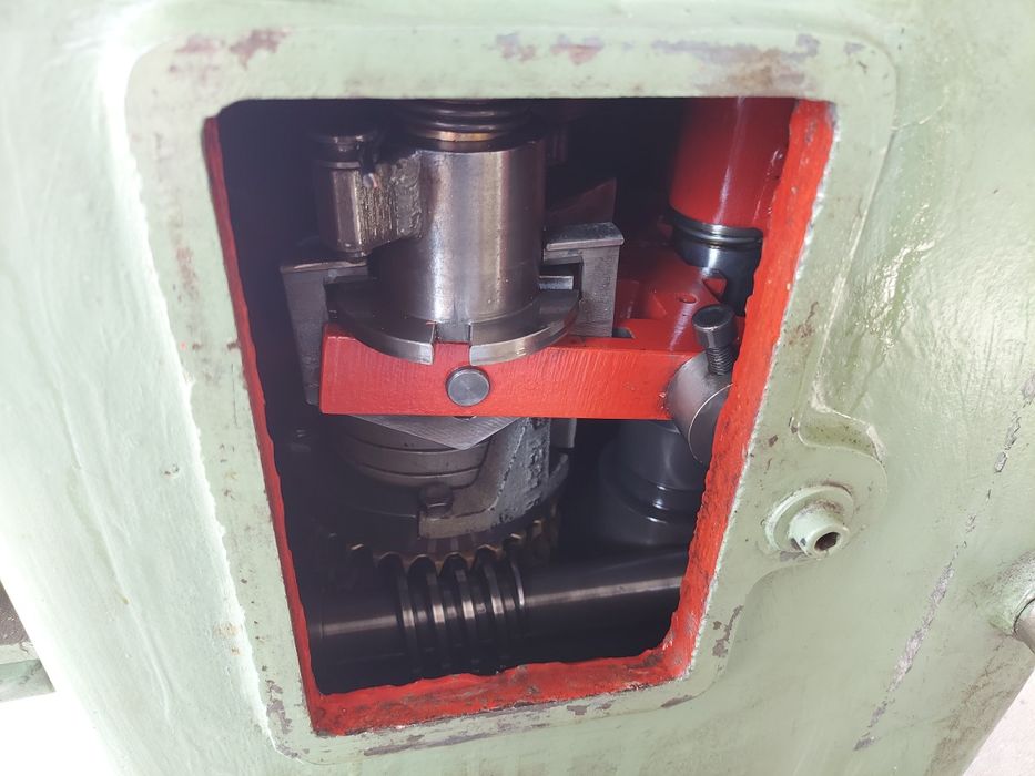 Giętarka trzpieniowa Banning