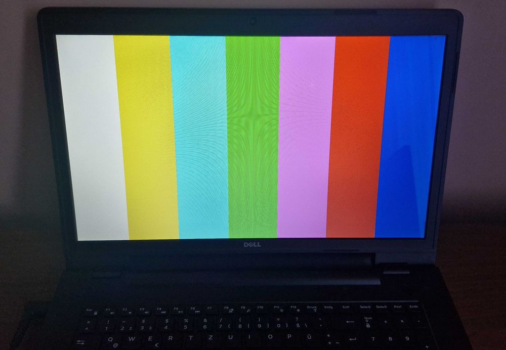 Ноутбук DELL Inspiron 17 5748 / "17,3"