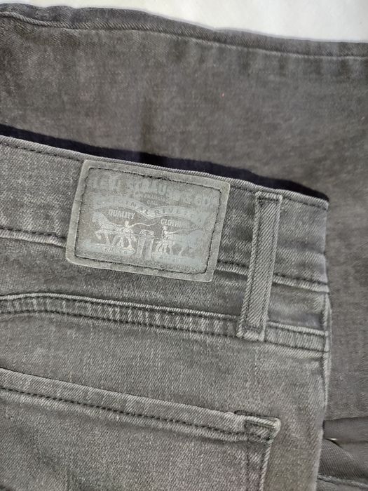 Джинси Levi's 427 high rise straight !нові!