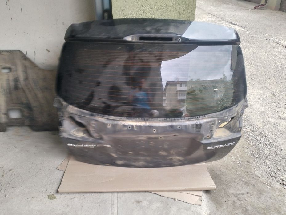 Задня ляда, скло Subaru Outback 2010-2014 BR