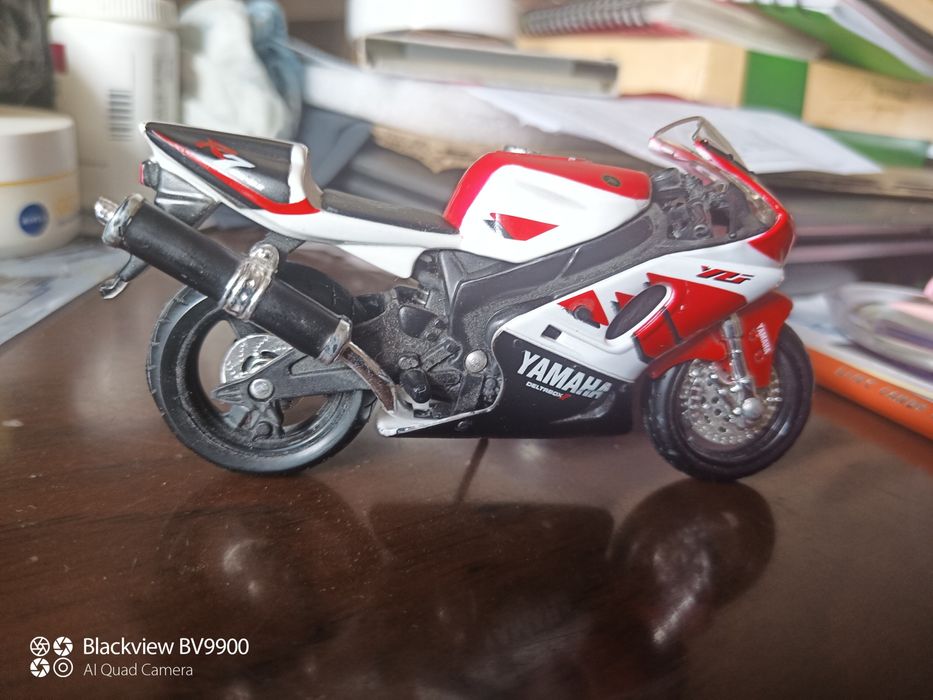 Модель мотоцикла Ямаха burago
