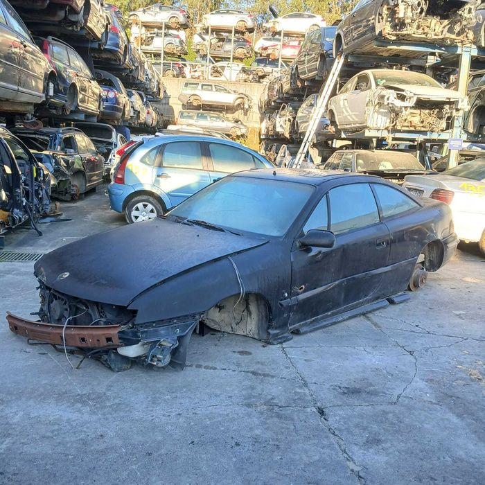 Opel Calibra 2.0 de 1991 - Peças Usadas