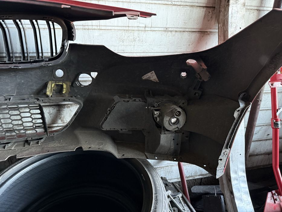 М Бампер БМВ ф30 передній