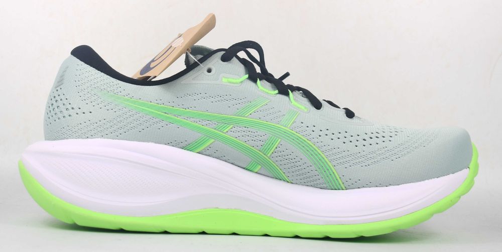 Buty do biegania Asics Gel-Cumulus 28 roz. 42,5