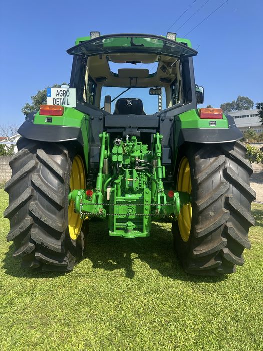 Trator John Deere 6410