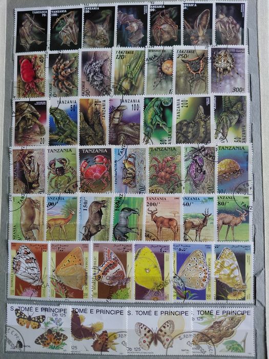 Марки поштові країн Африки. 56 серій,353 марки.