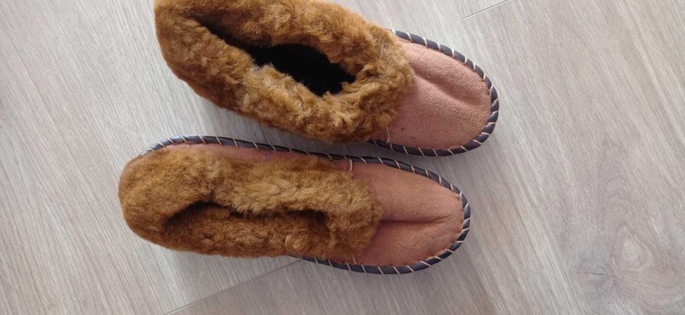 Nowe Góralskie ciepłe Kapcie unisex  Wełniane Laczki bez haftu r. 37
