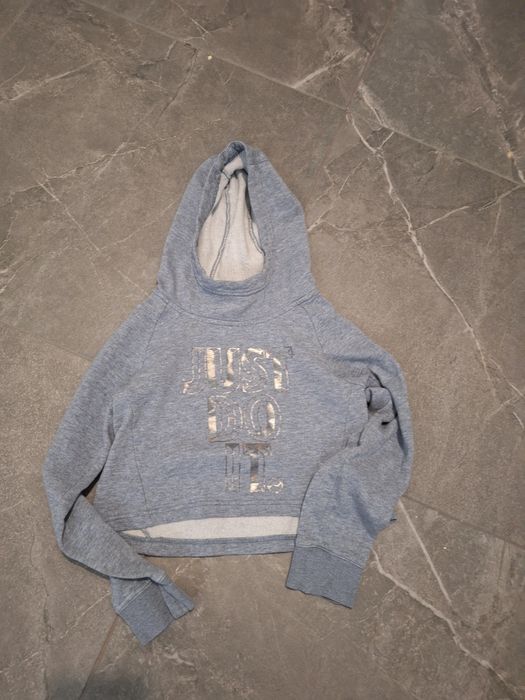 Krotka bluza nike dla dziewczynki 140 146