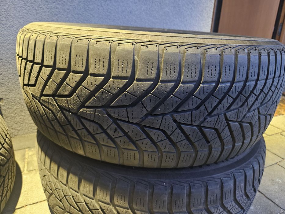 Opony Yokohama BlueEarth Winter V905 205/55 R16, 2019