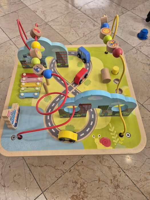 Mesa de Atividades Criança em Madeira