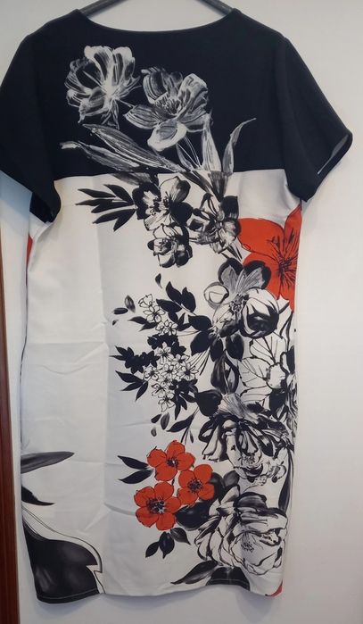 Vestido estampado floral manga curta