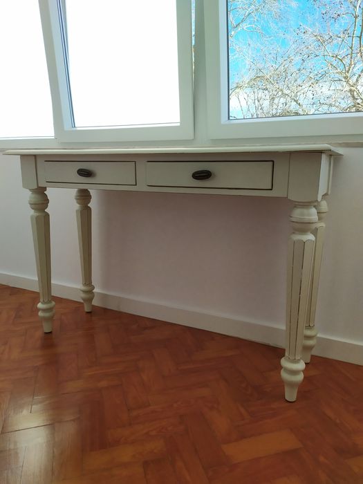 Mesa/aparador para sala,quarto, escritório
