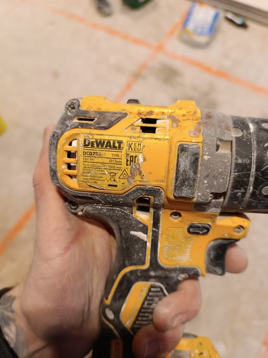 Zestaw Narzędzi do prac remontowych