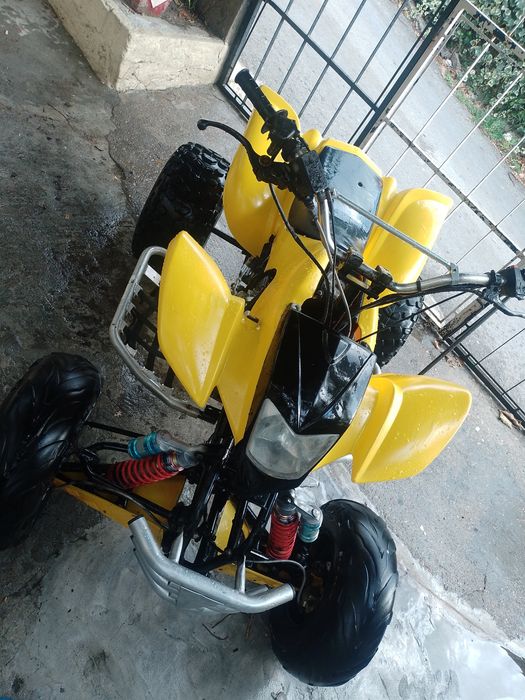 Vendo moto 4 chineray