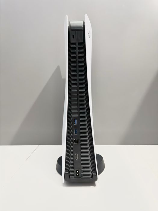 PlayStation 5 (PS5) standard, napęd, super stan, OKAZYJNA CENA!