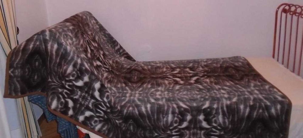 Cobertor - Padrão Castanho e Branco -NOVO!