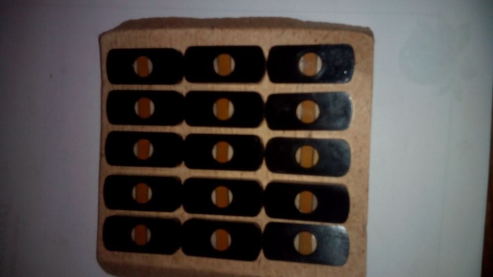 Фоторезистор: ФР-1-3,  ФР1-4В, СФ2-6А, ФСК-2, ФСА-Г2