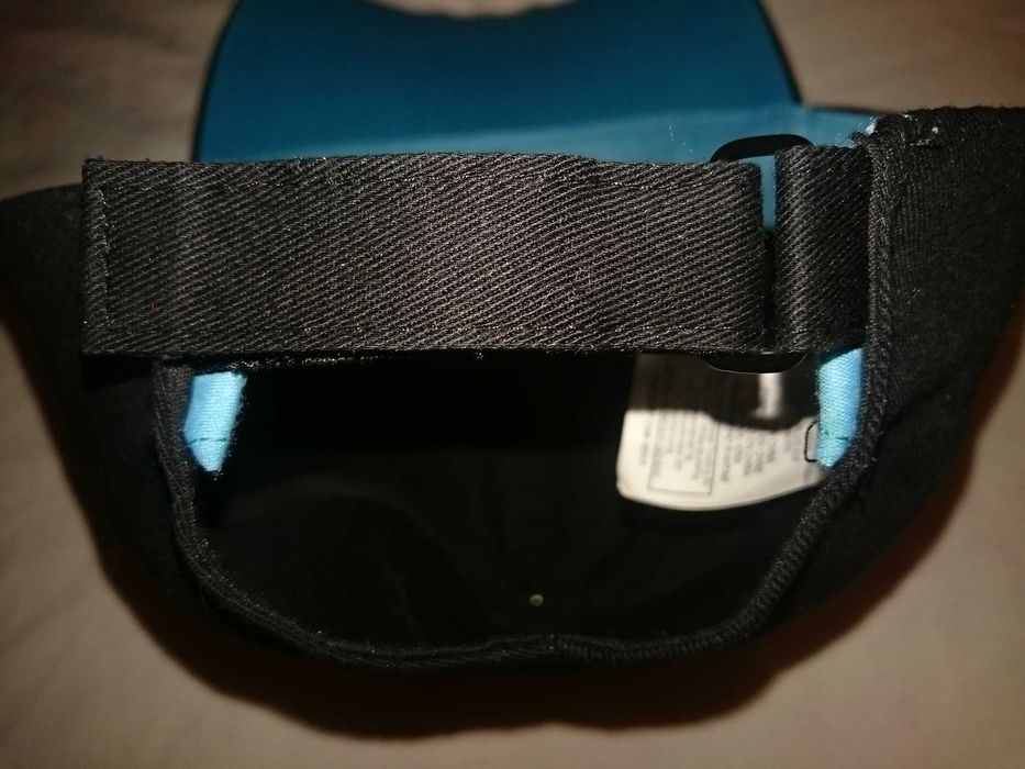 Колекційна олімпійська бейсболка adidas в ідеальному стані