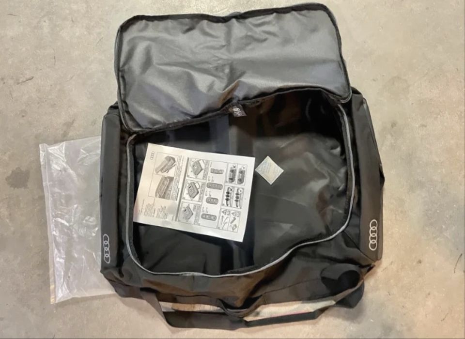 AUDI torba z uchwytami czarna duza raczki podgumowana  rozmiar M