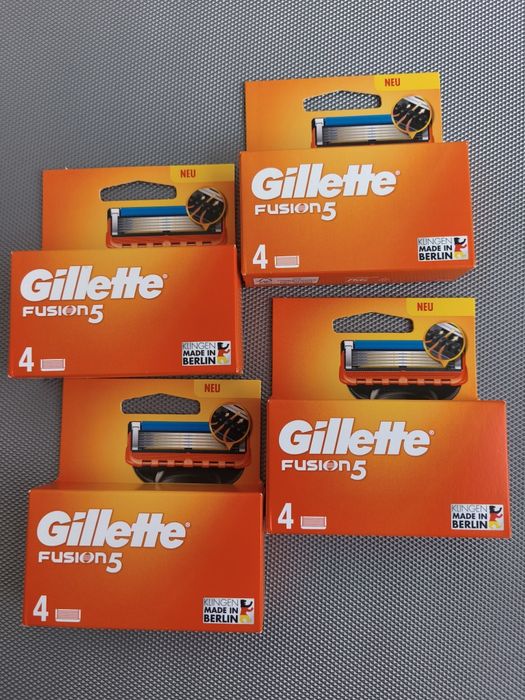 Змінні картриджі для гоління (леза касети) чоловічі Gillette Fusion 5- 4 шт