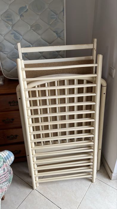 Berço/Cama para Bebé com Colchão