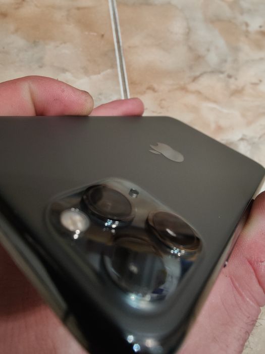 Срочная продажа iPhone 11 pro 64GB Neverlock