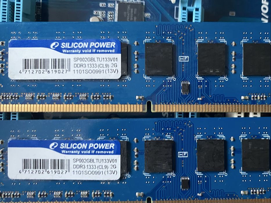 Материнська плата Gigabyte GA-970A-D3+ прцесор+оперативна память