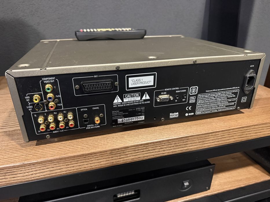 Super Audio CD / DVD програвач DENON DVD-2900