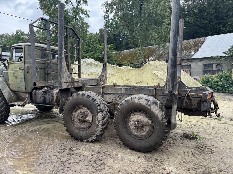 Урал 43202 лісовоз