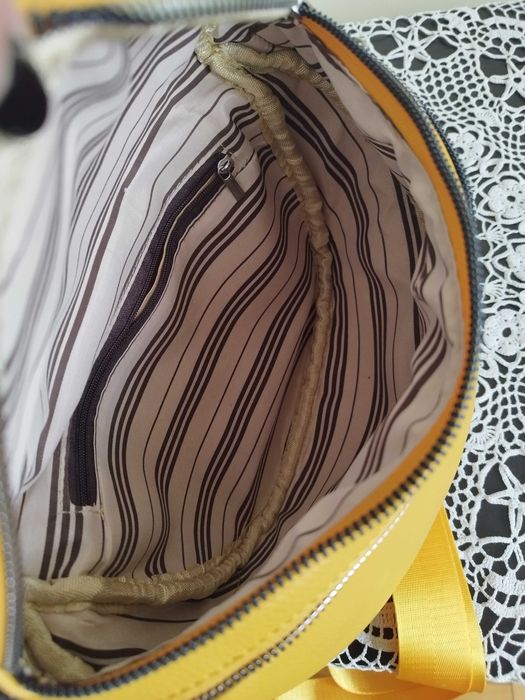 %_torebka / nerka_duża_ kolor stonowany - żółta