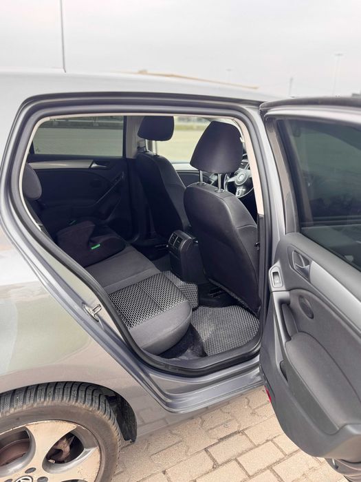 Volkswagen Golf 2011 - $8900