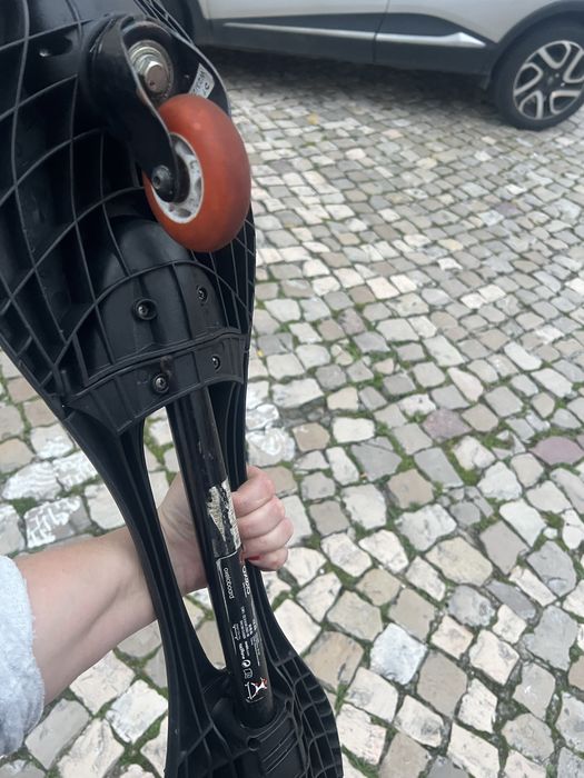 Skates com pouco uso