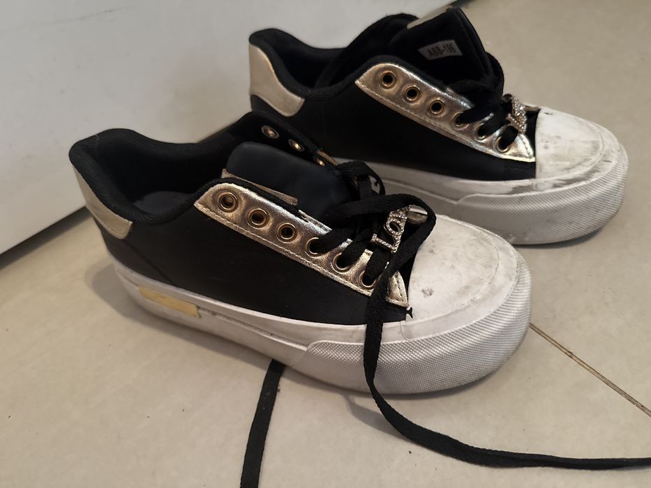 Damskie trampki na platformie, rozmiar 36, używane