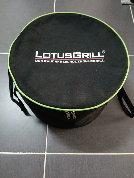 Lotus Grill com tampa de forno