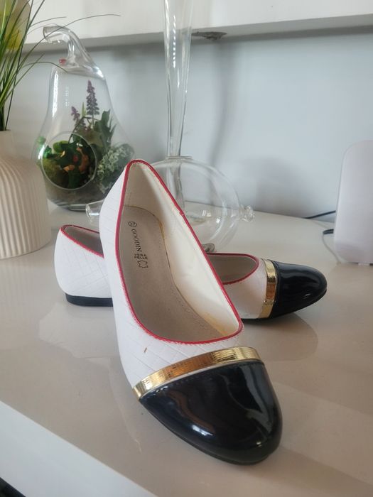 Nowe baleriny  - Goodin