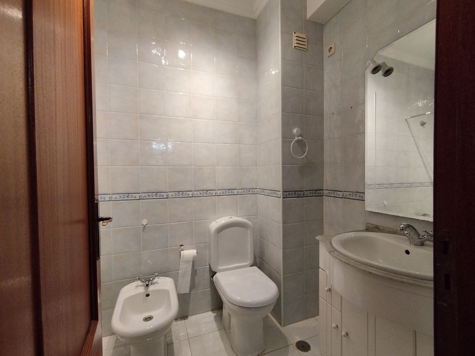 Apartamento T3 cozinha totalmente equipada