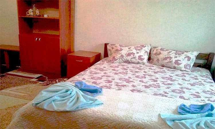 Гадяч готель подобово/погодинно.  Документи для звіту