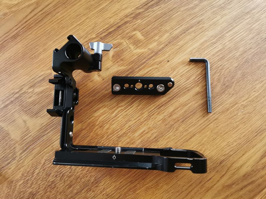 Półklatka Smallrig 3278 half cage Sony FX3 / FX30 Warszawa Bemowo • OLX.pl