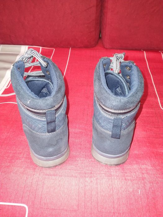 Sprzedam buty marki Sprandi. Granatowe. Rozmiar 39.