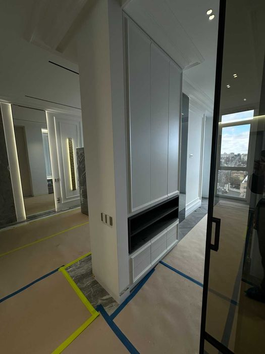 Продам 2 к квартиру на просп.Космонавтів 5330