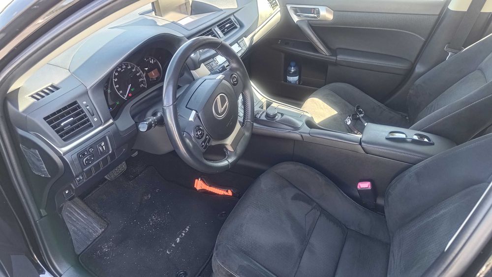 Lexus ct200h od prywatnej osoby