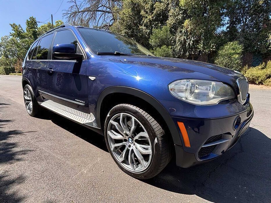 BMW X5 xDrive35d      2012